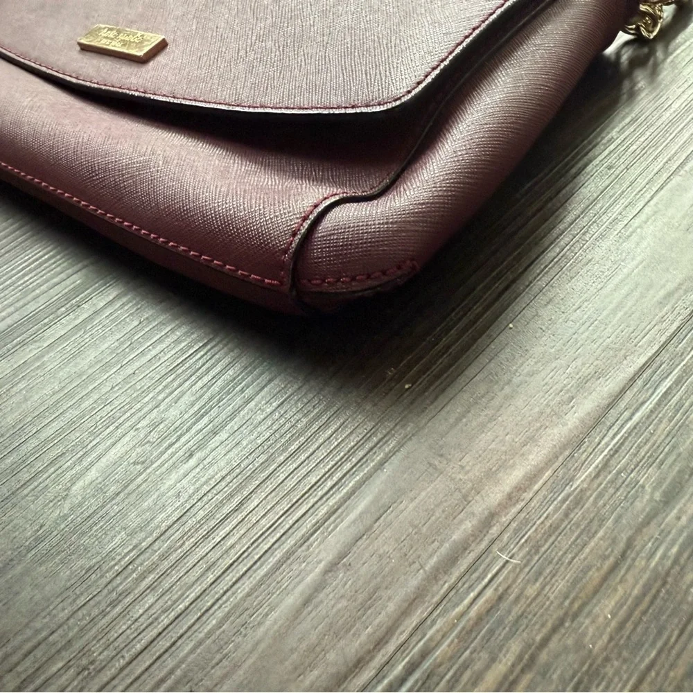 NWOT Elegant Burgundy Plum Shoulder Crossbody Bag handbag Size M